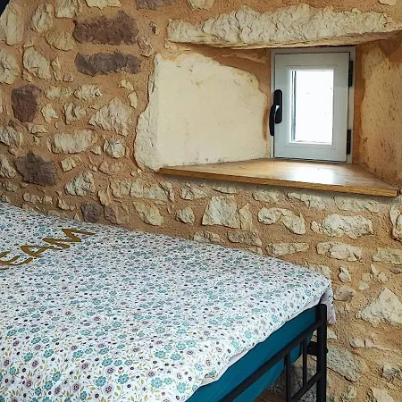 La Petite Maison Du Ramail * Badefols-d'Ans